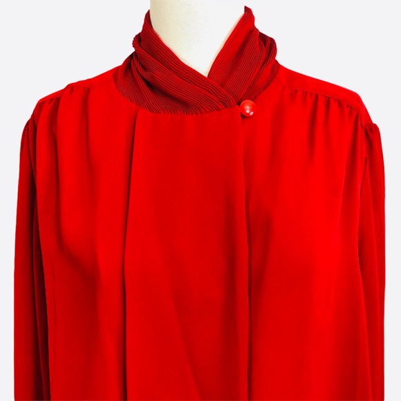 Vintage Red Chiffon Blouse Pleated Mock Neck Size 18 - Picture 2 of 12